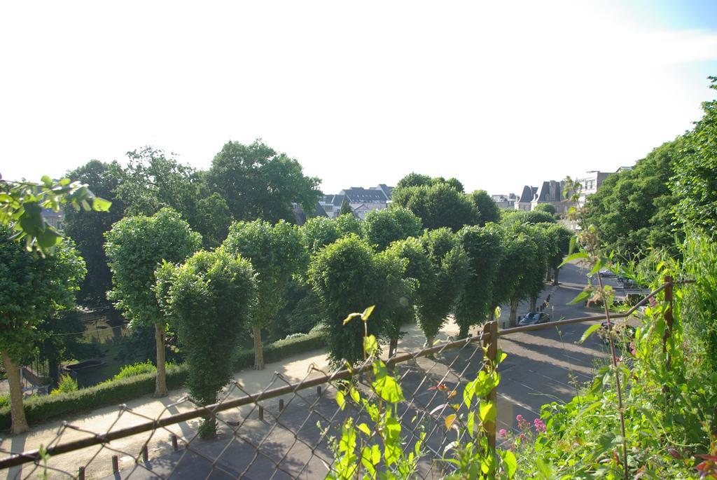 Appartement Des Remparts Dinan Zimmer foto